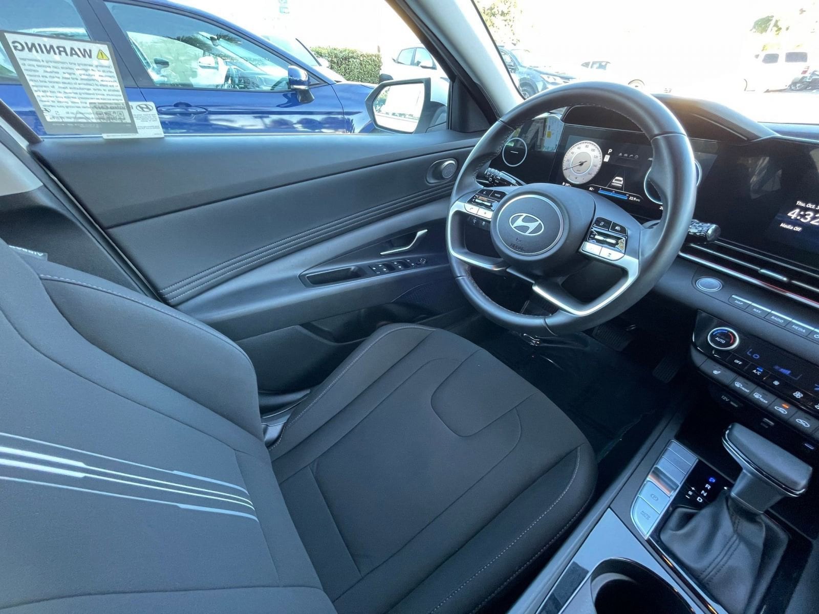 Thumbnail: 2025 Hyundai Elantra - 34