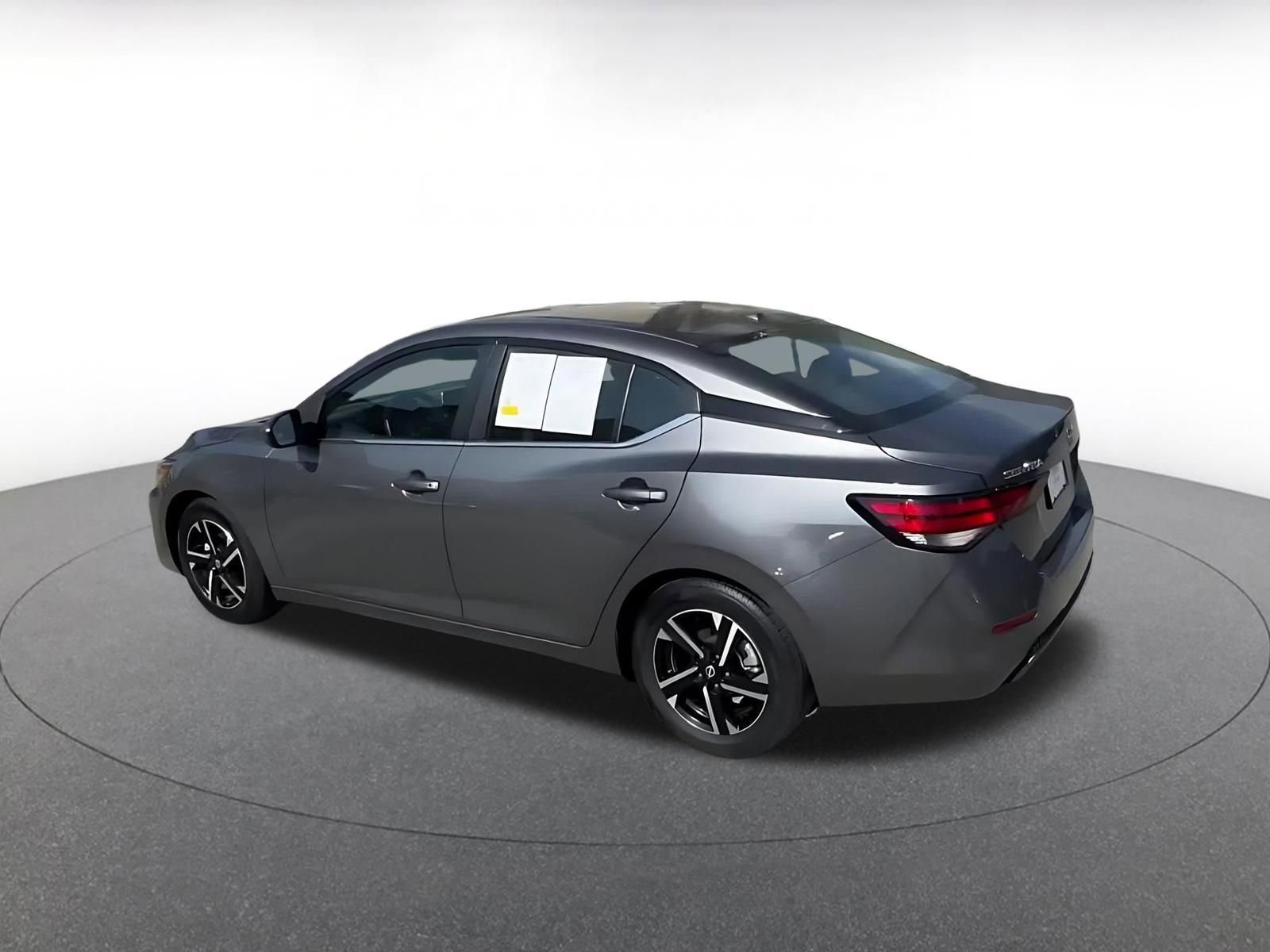 Thumbnail: 2025 Nissan Sentra - 10