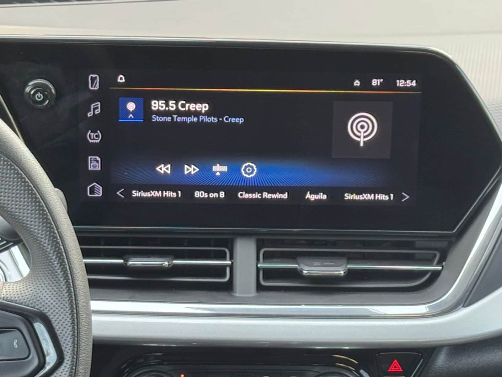 Thumbnail: 2025 Chevrolet Trax - 18