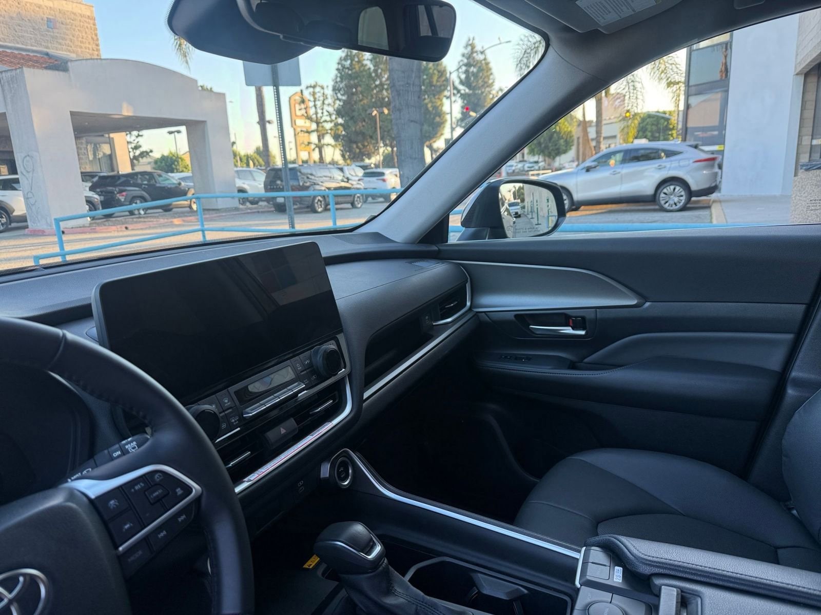 Thumbnail: 2025 Toyota Grand Highlander - 32