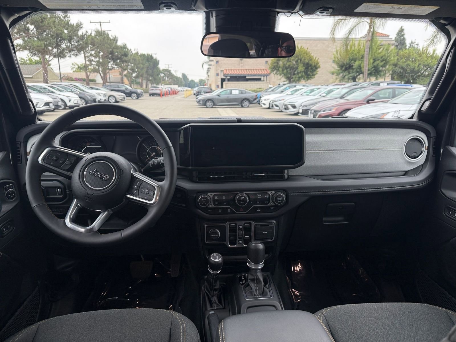 Thumbnail: 2025 Jeep Wrangler - 29