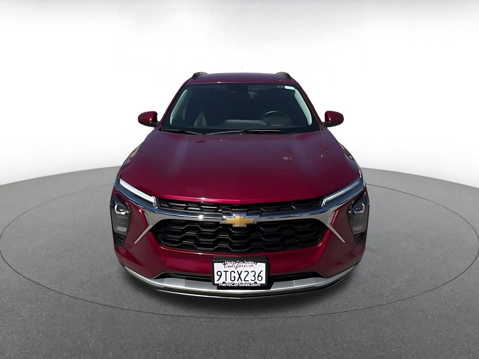 Thumbnail: 2025 Chevrolet Trax - 3