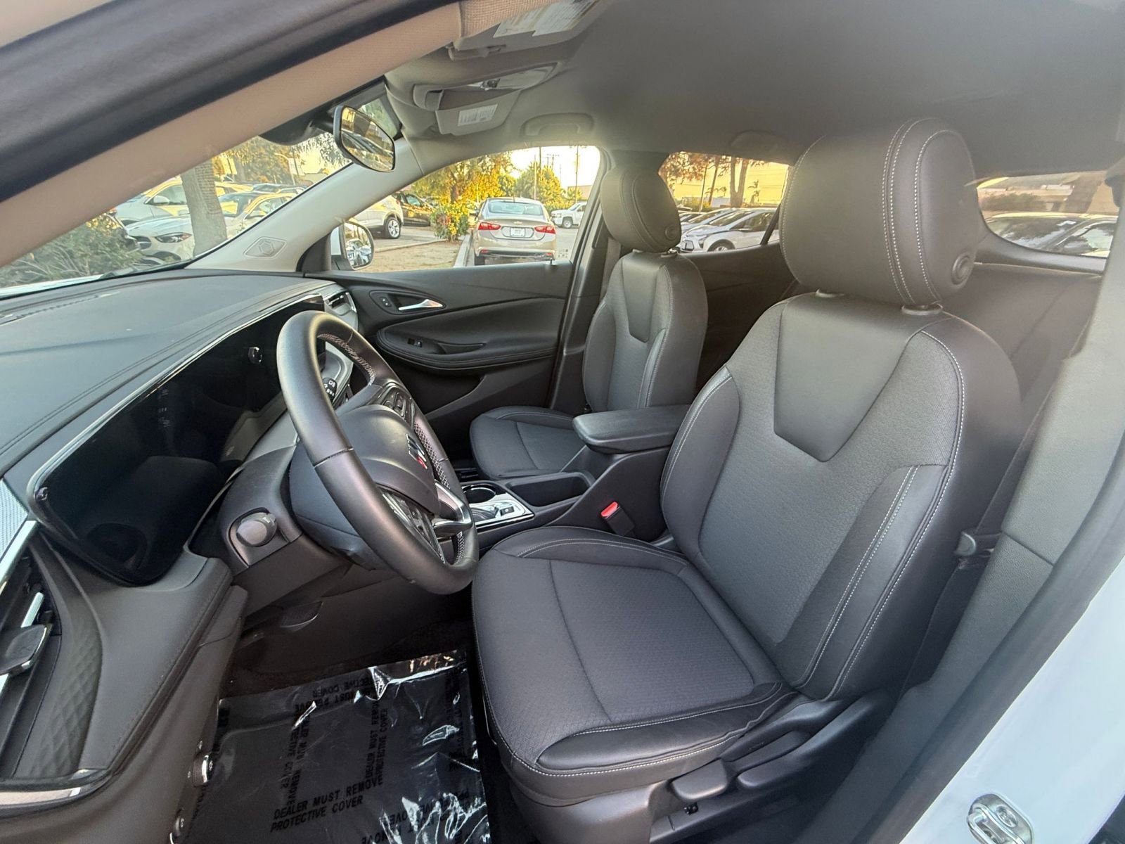 Thumbnail: 2025 Buick Encore GX - 32