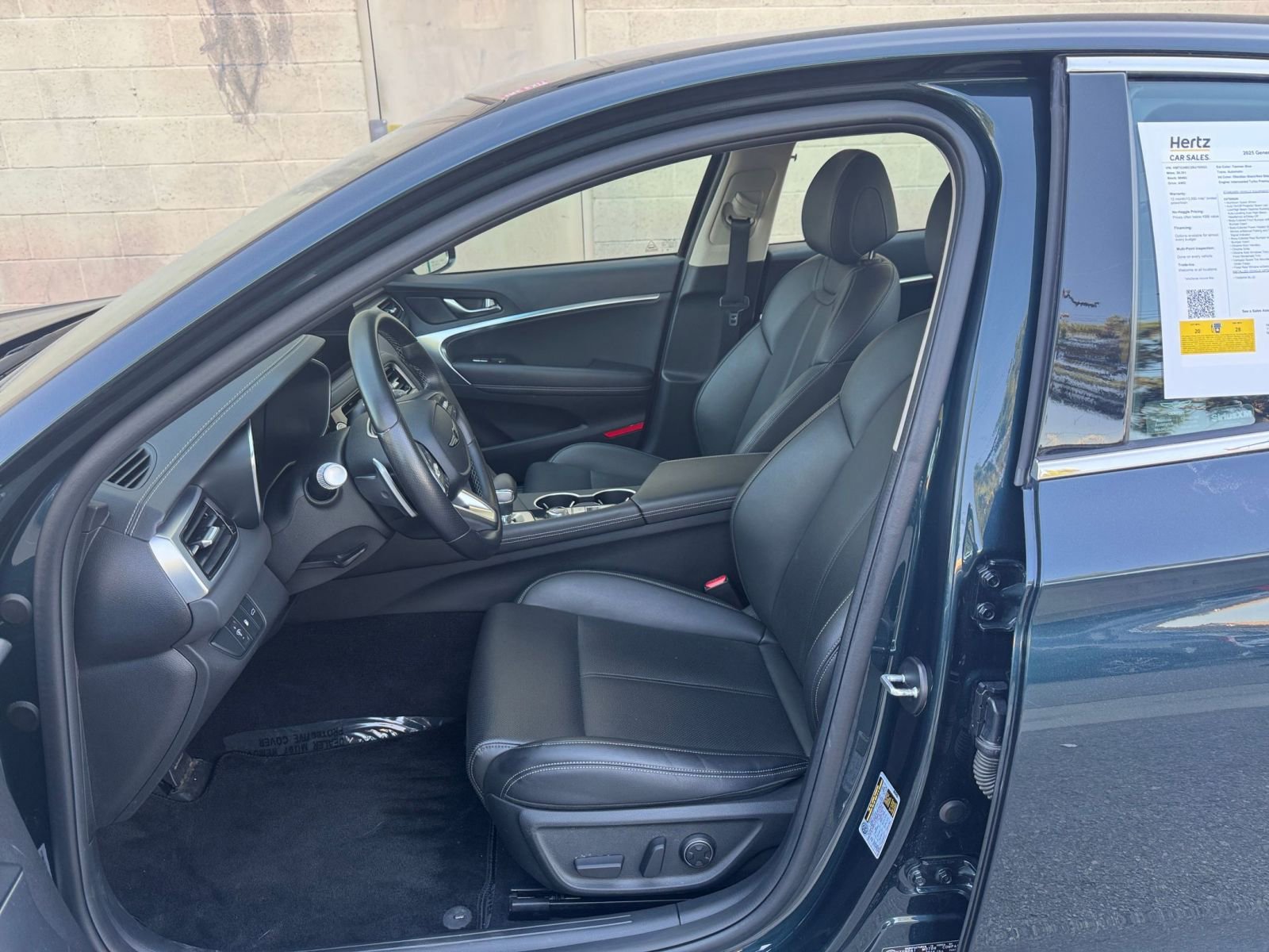 Thumbnail: 2025 Genesis G70 - 29