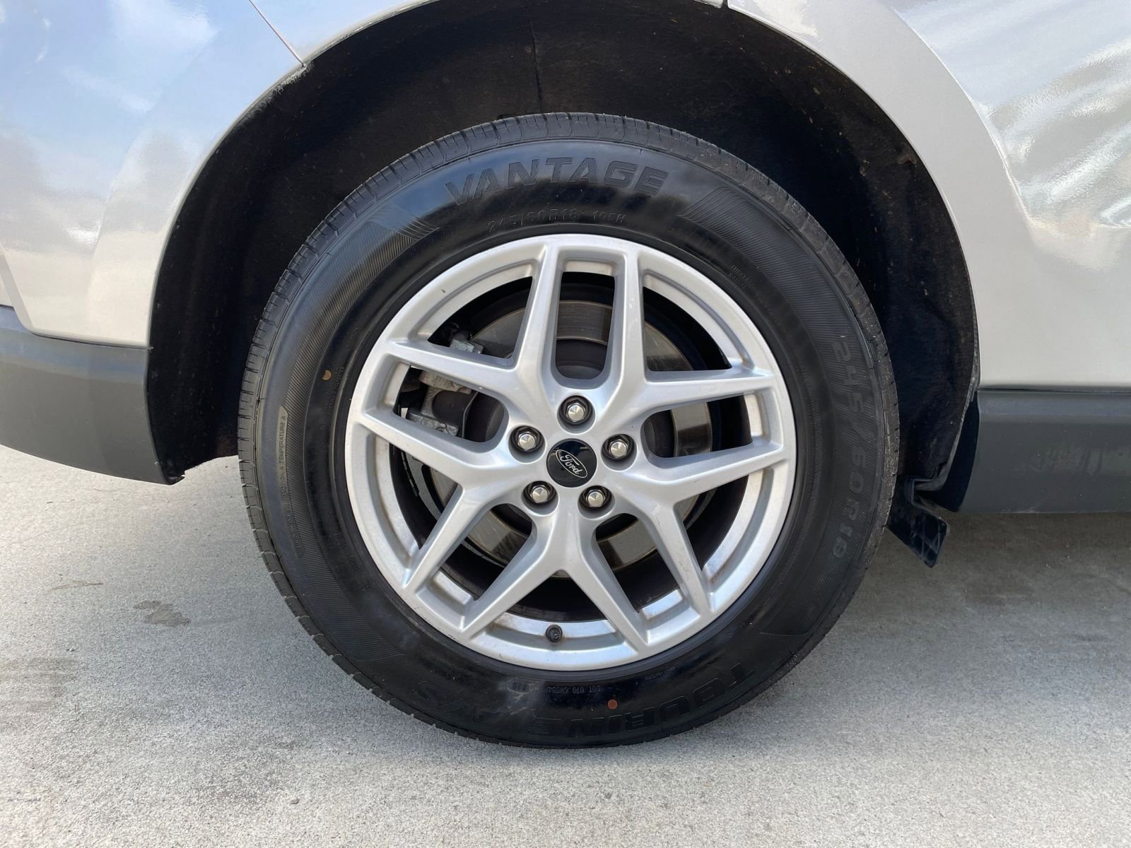 Thumbnail: 2023 Ford Edge - 30