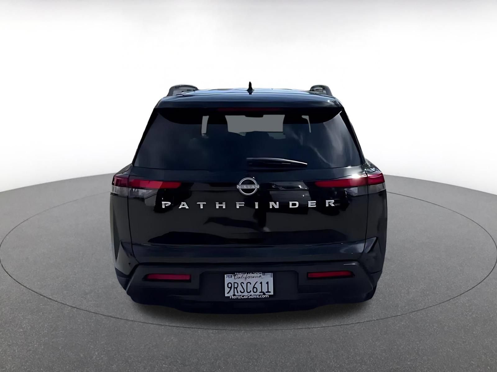 Thumbnail: 2025 Nissan Pathfinder - 12