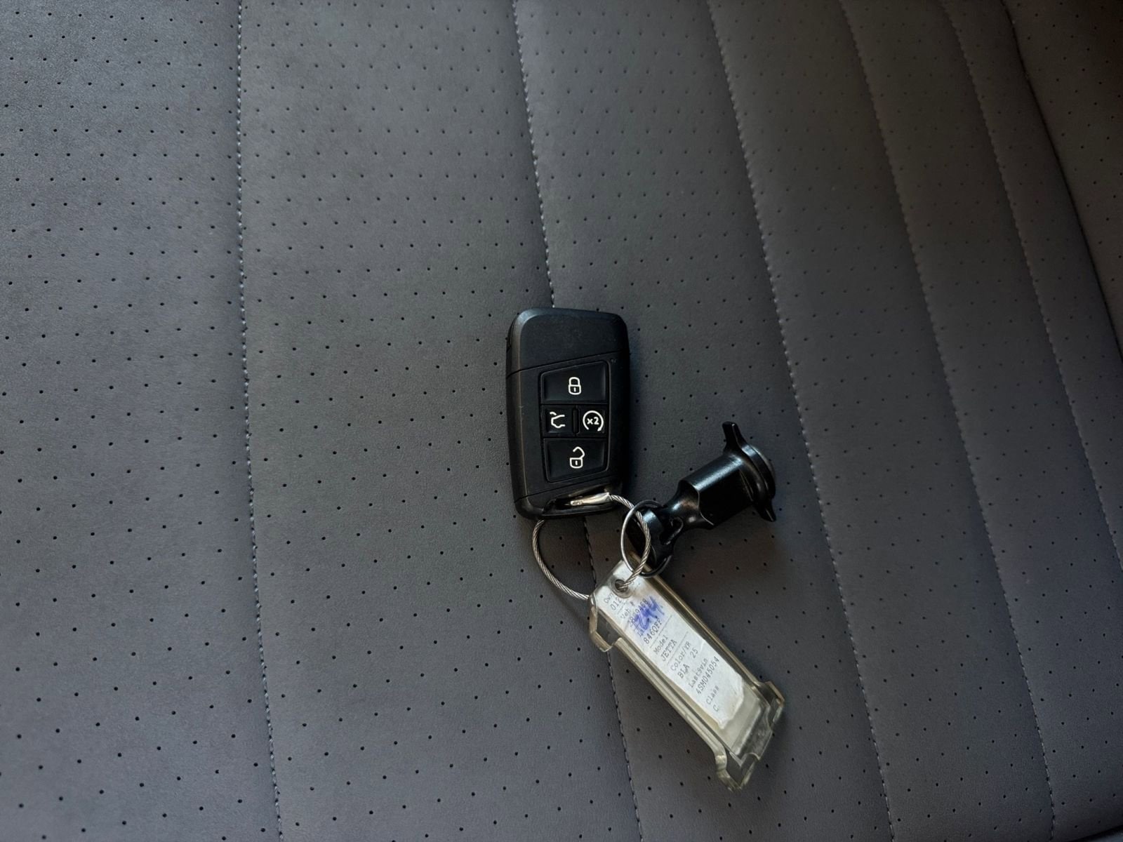 Thumbnail: 2025 Volkswagen Jetta - 22