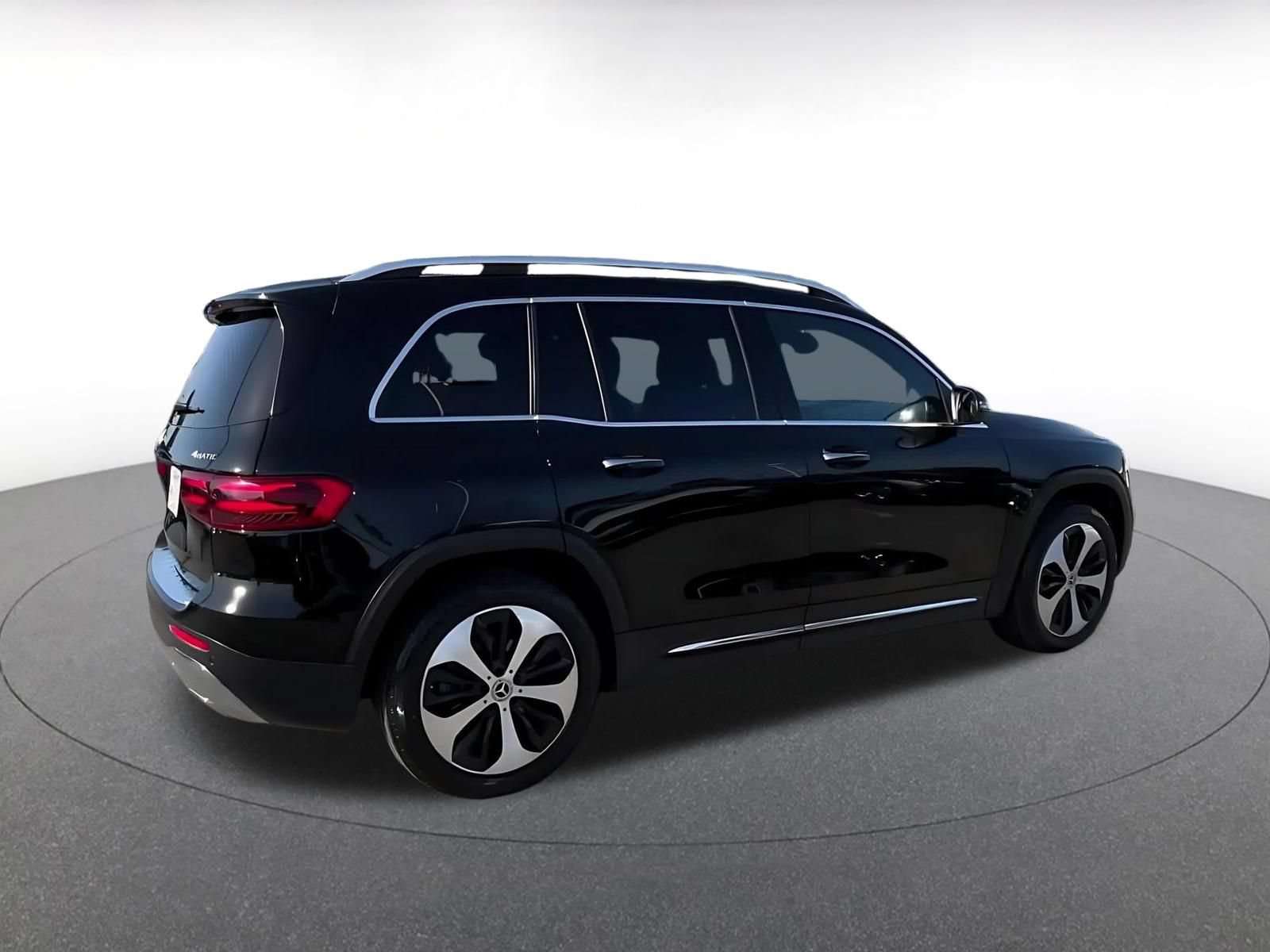 Thumbnail: 2025 Mercedes-Benz GLB - 14