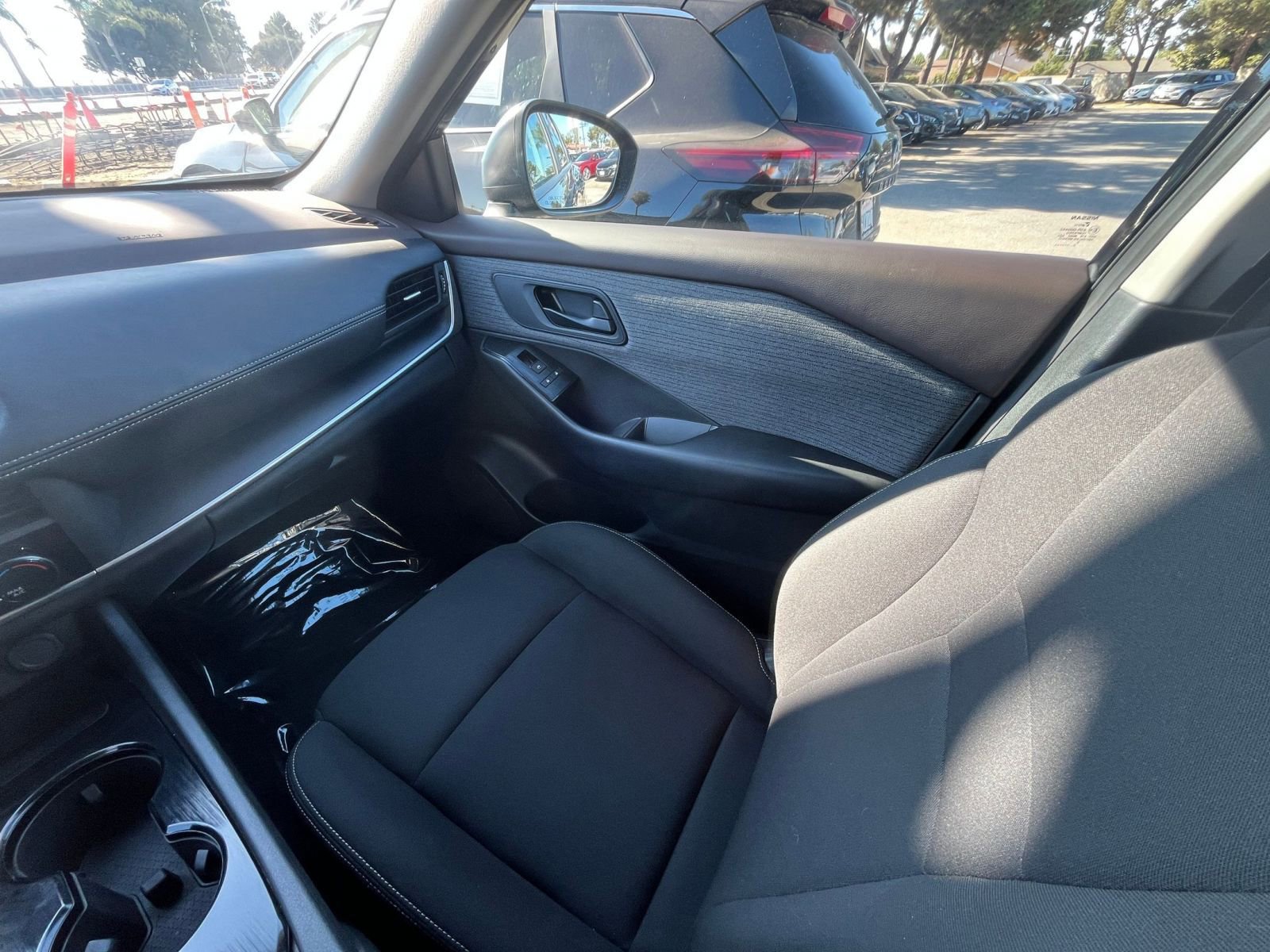 Thumbnail: 2023 Nissan Rogue - 35