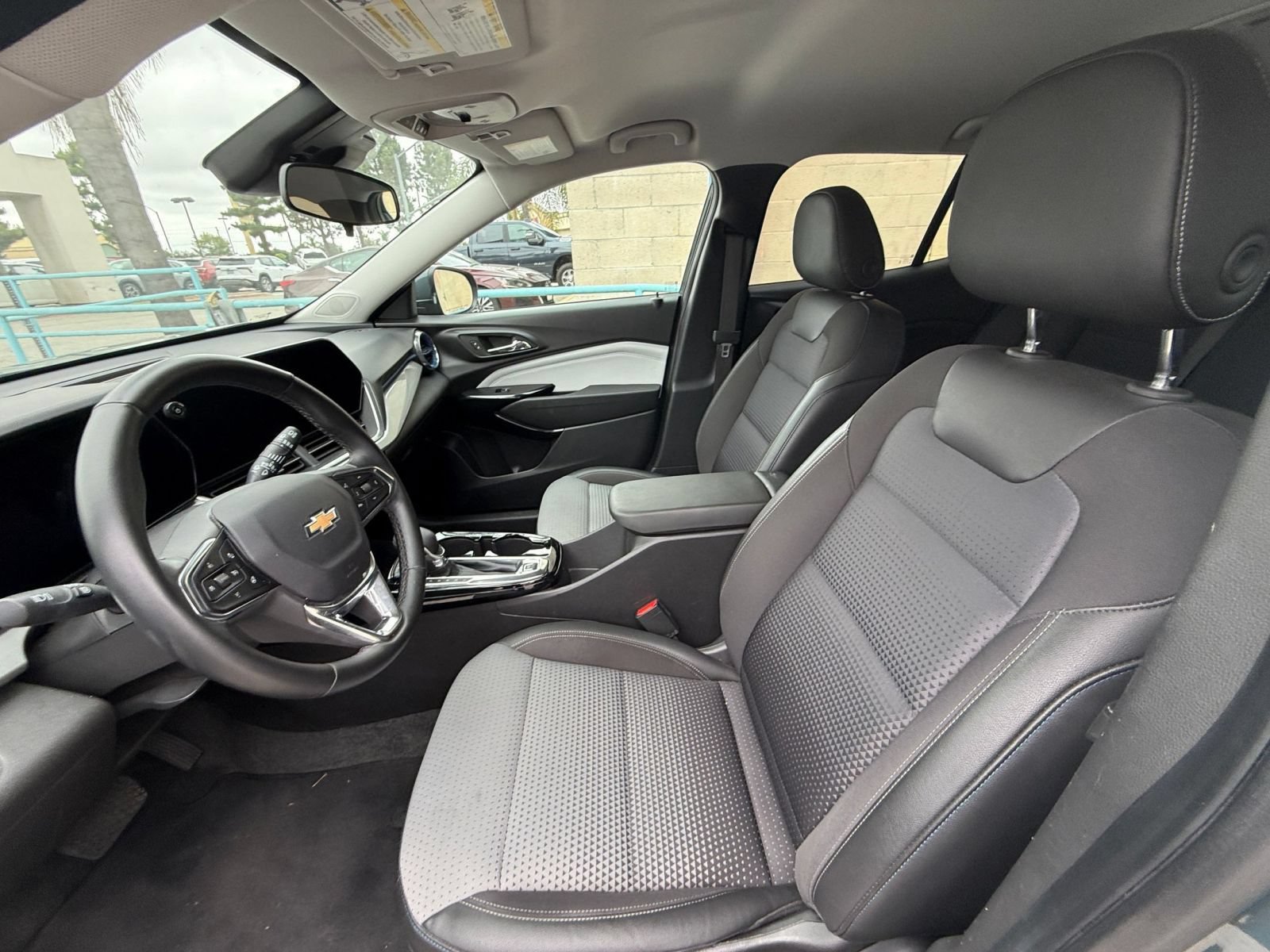 Thumbnail: 2025 Chevrolet Trax - 20