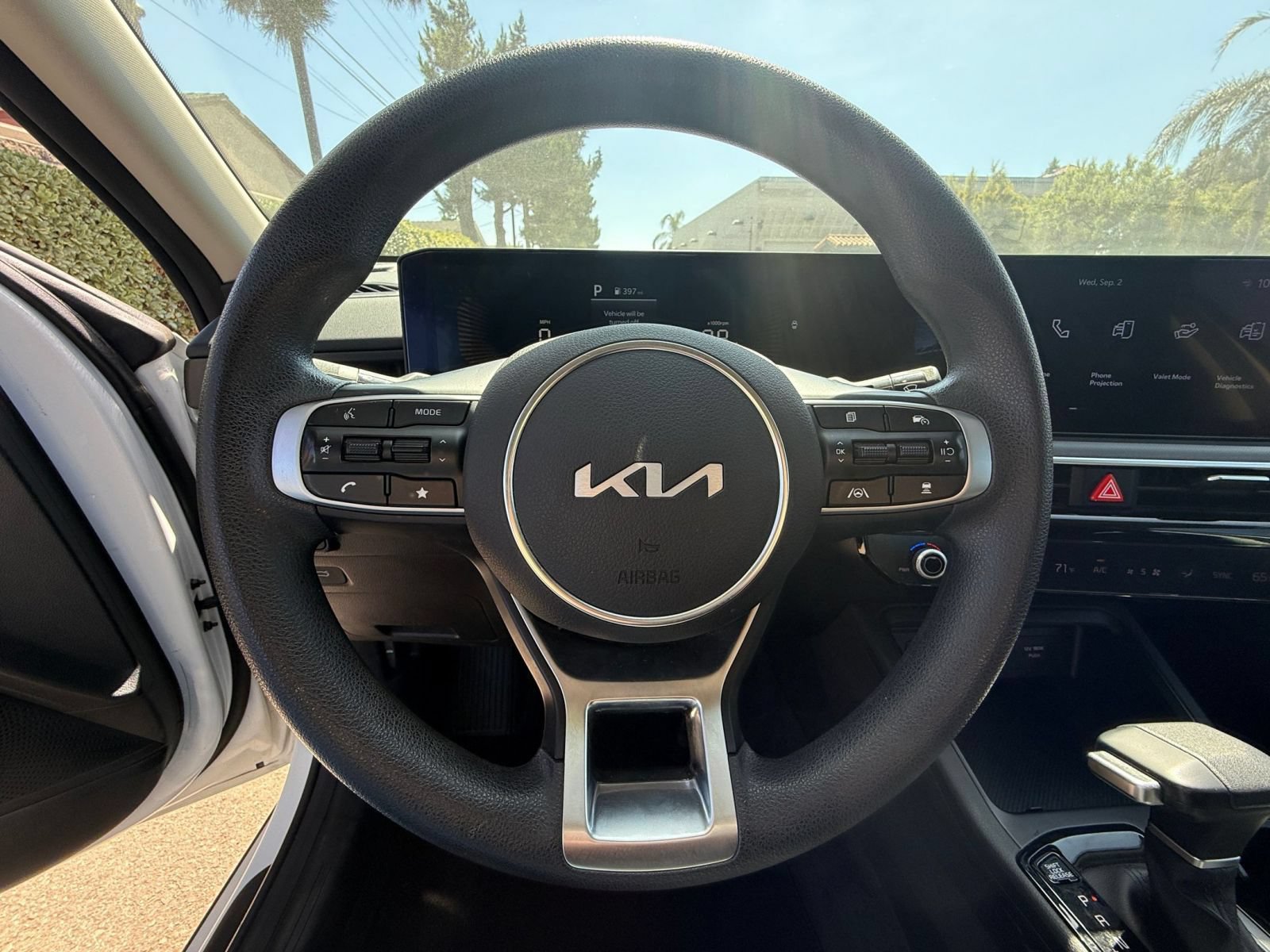 Thumbnail: 2025 Kia K5 - 25