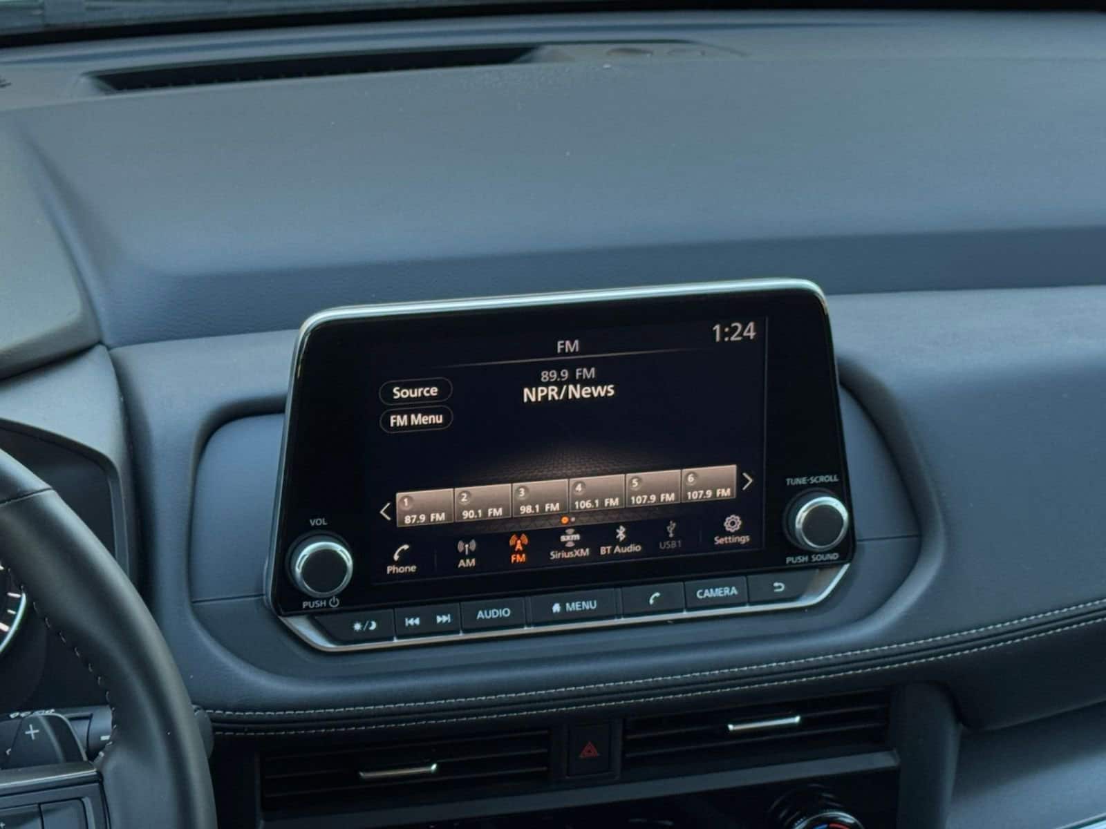 Thumbnail: 2025 Nissan Rogue - 18