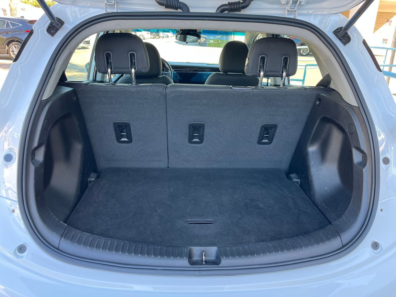Thumbnail: 2023 Chevrolet Bolt EV - 34