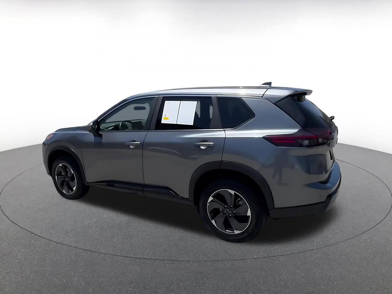 Thumbnail: 2025 Nissan Rogue - 10