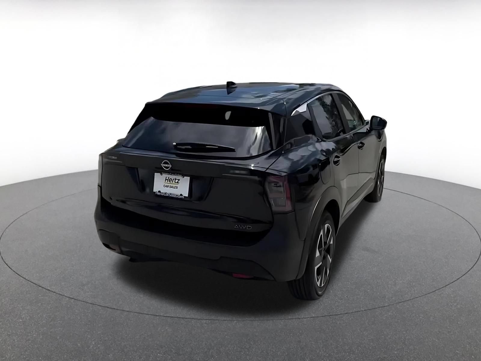 Thumbnail: 2025 Nissan Kicks - 12