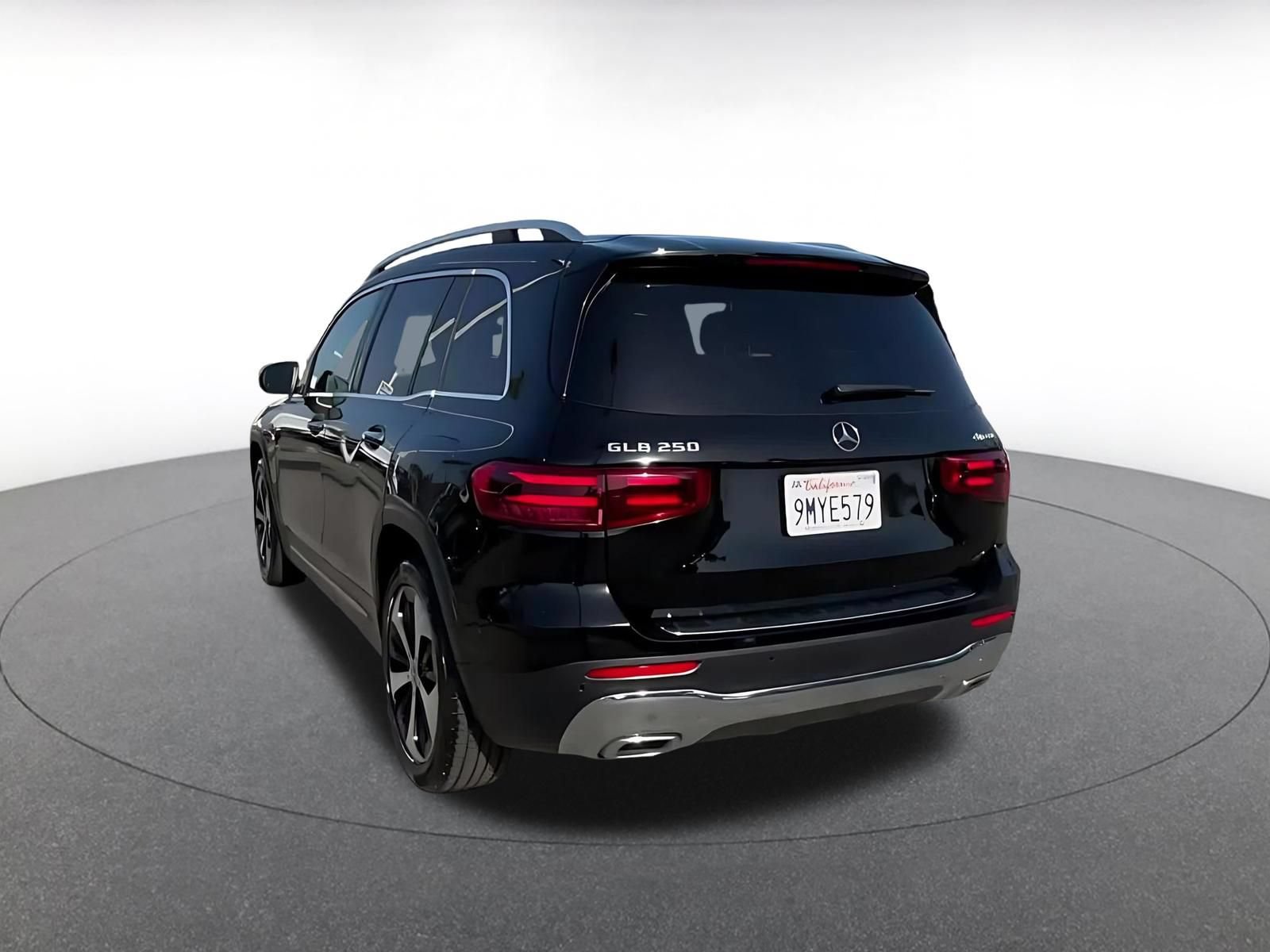 Thumbnail: 2025 Mercedes-Benz GLB - 11