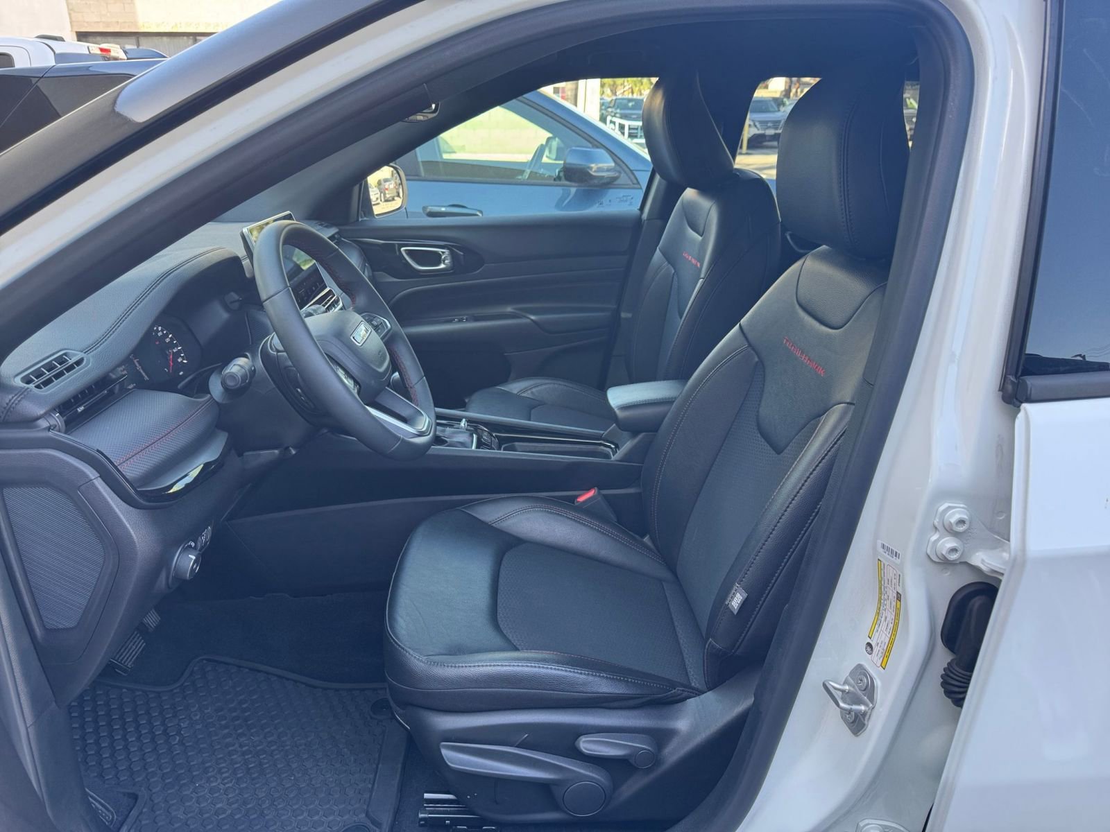 Thumbnail: 2025 Jeep Compass - 25