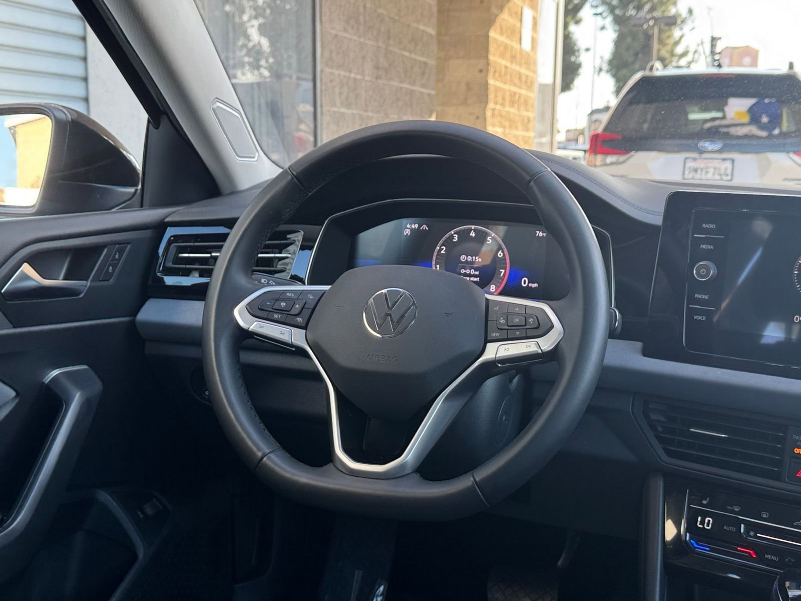 Thumbnail: 2025 Volkswagen Jetta - 27