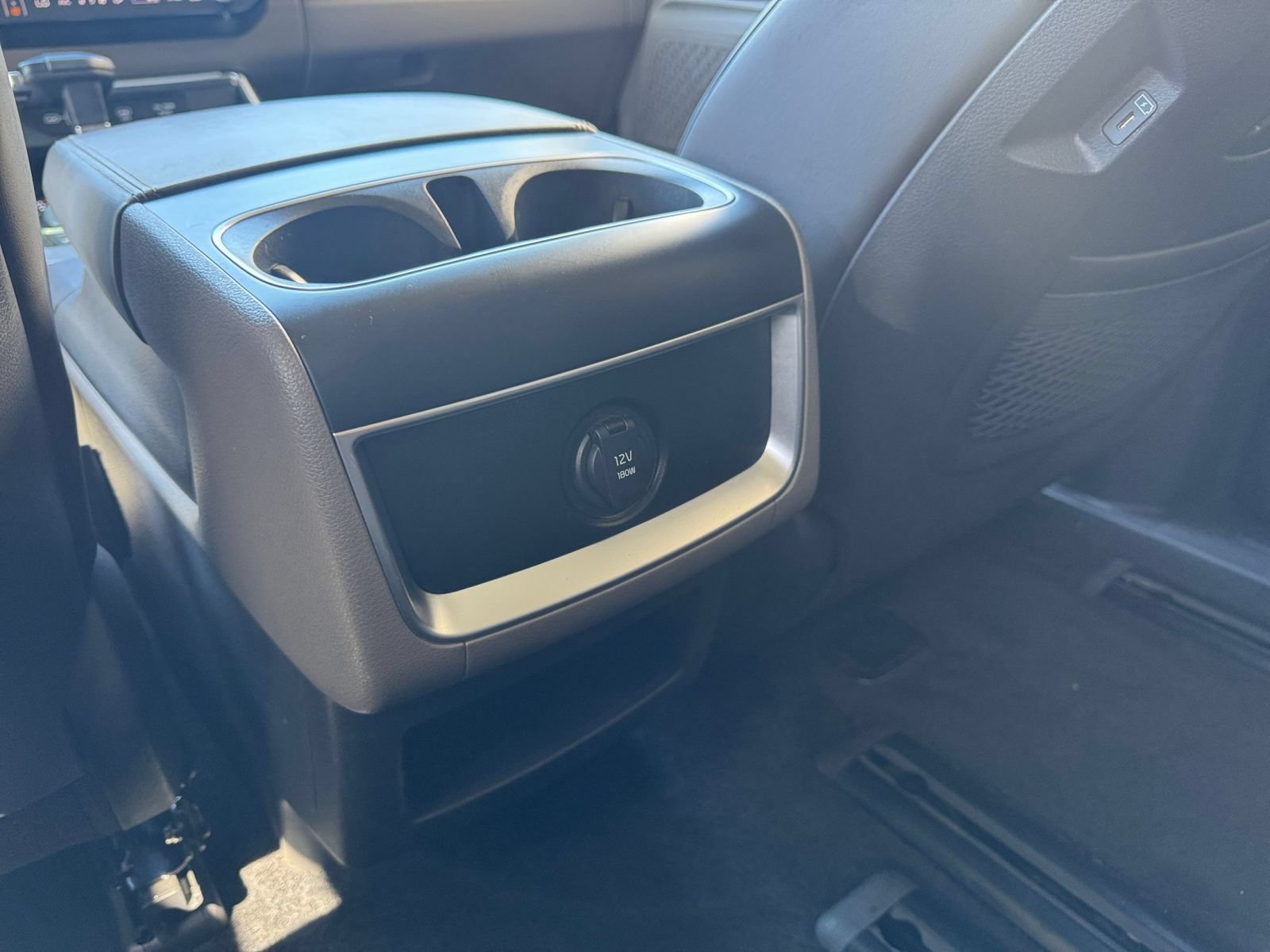 Thumbnail: 2026 Kia Carnival - 20