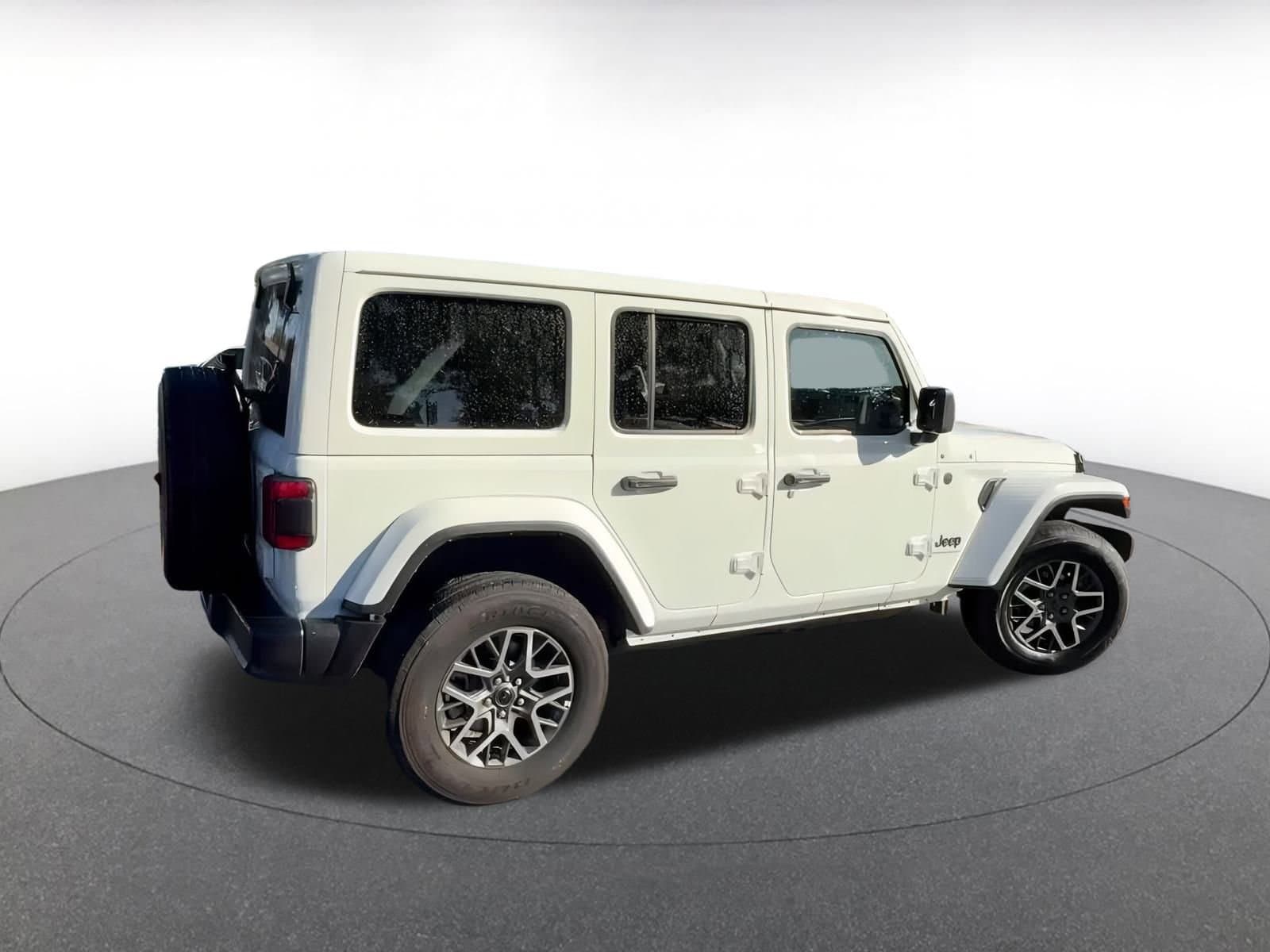 Thumbnail: 2025 Jeep Wrangler - 12