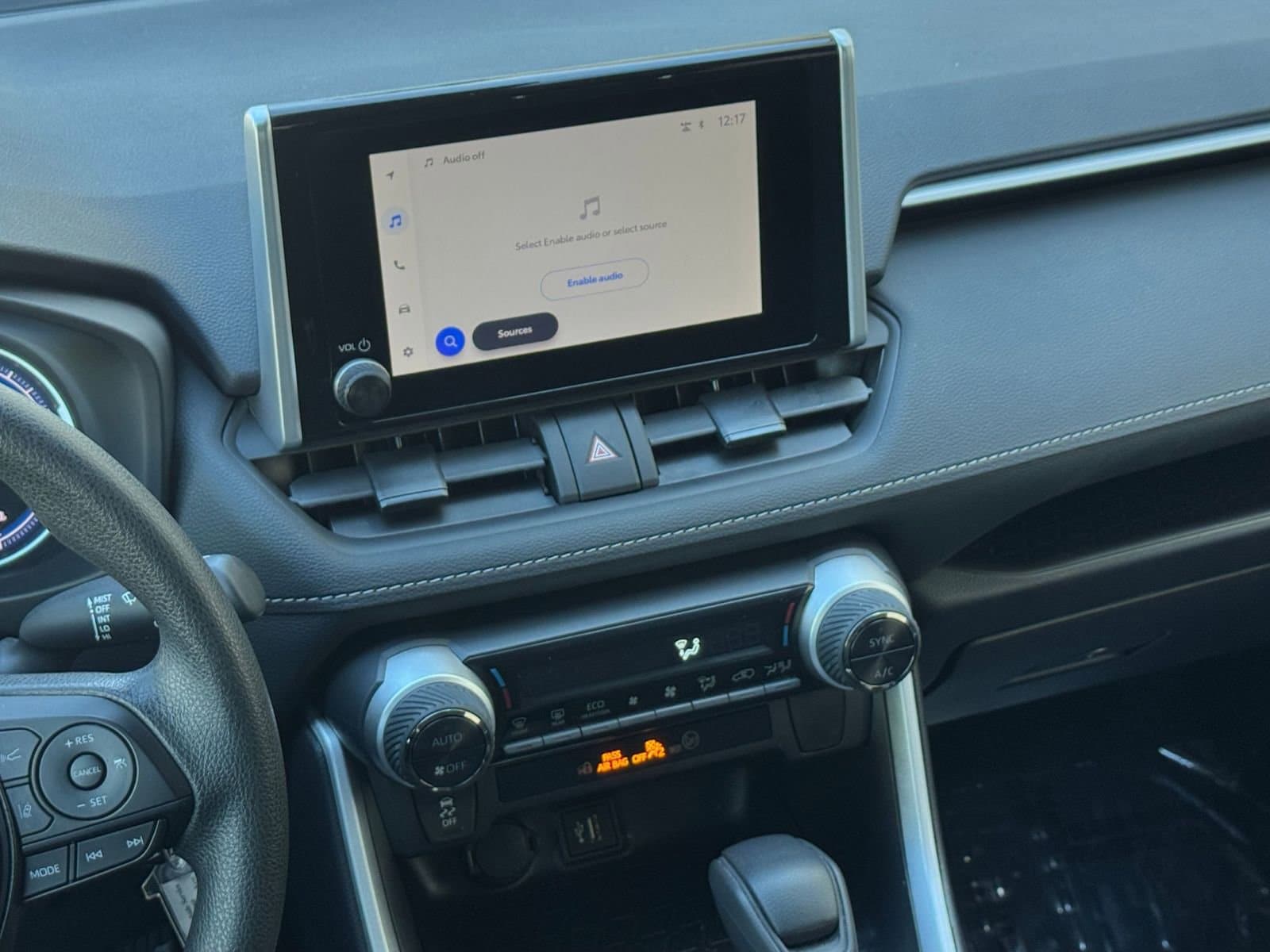 Thumbnail: 2025 Toyota RAV4 - 21