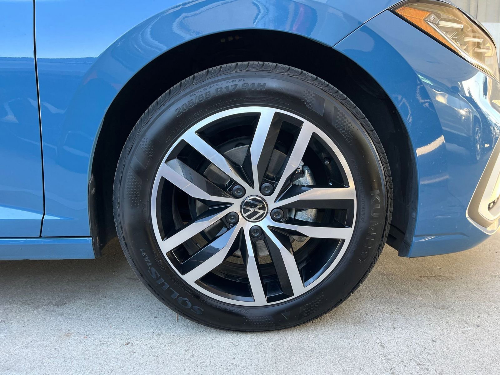 Thumbnail: 2025 Volkswagen Jetta - 30