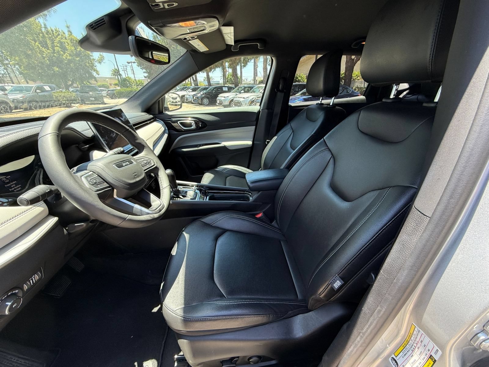 Thumbnail: 2025 Jeep Compass - 24