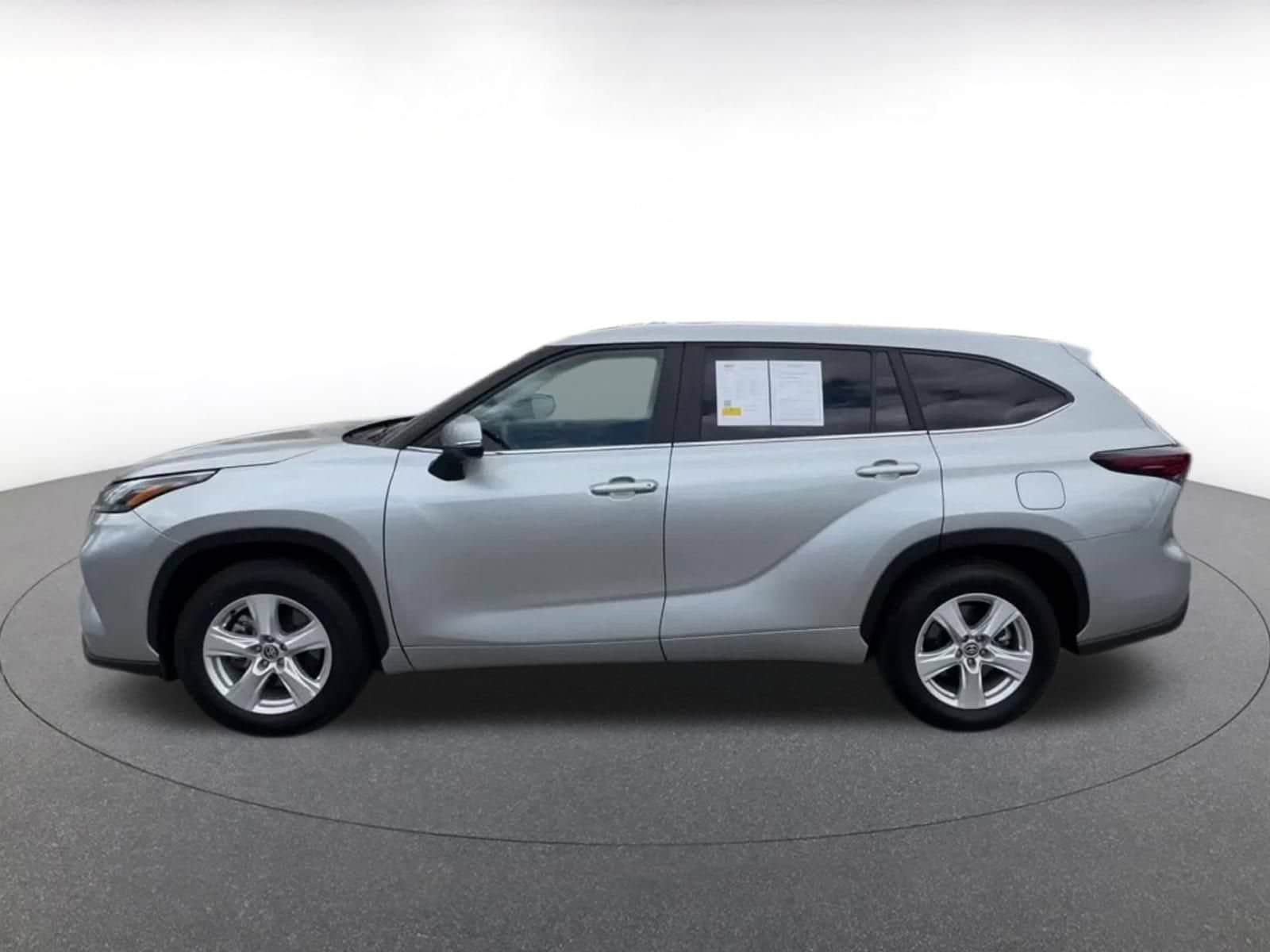 Thumbnail: 2025 Toyota Highlander - 7