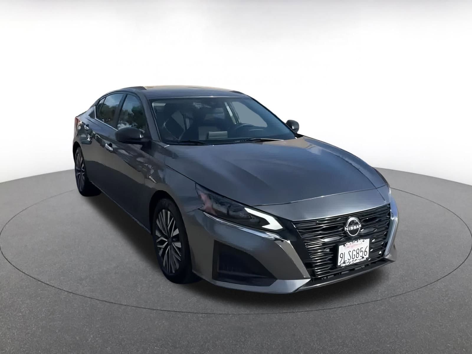 Thumbnail: 2024 Nissan Altima - 3