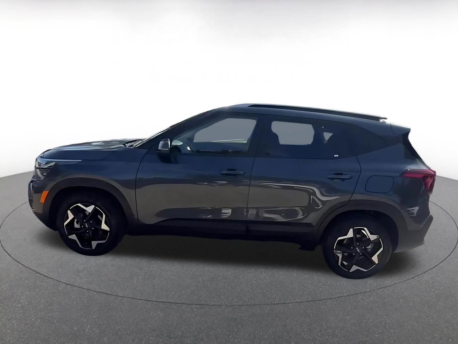 Thumbnail: 2025 Kia Seltos - 8