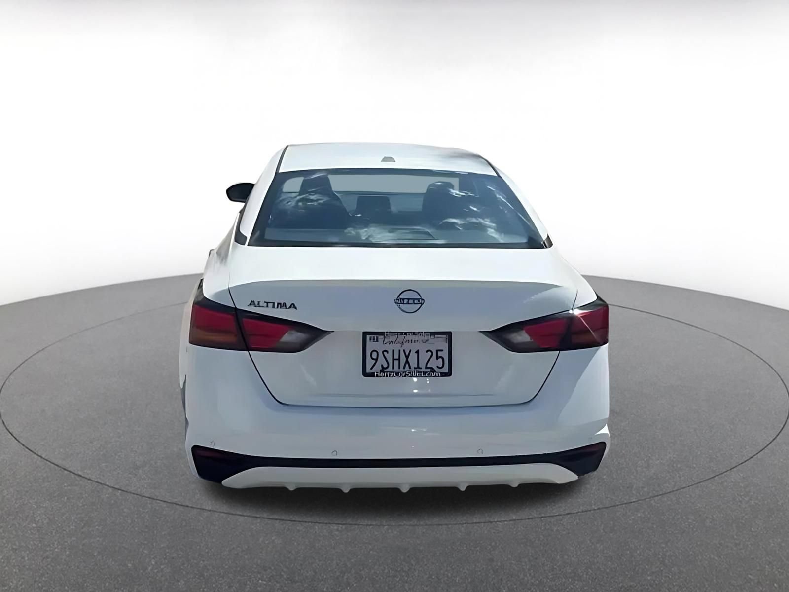 Thumbnail: 2025 Nissan Altima - 12