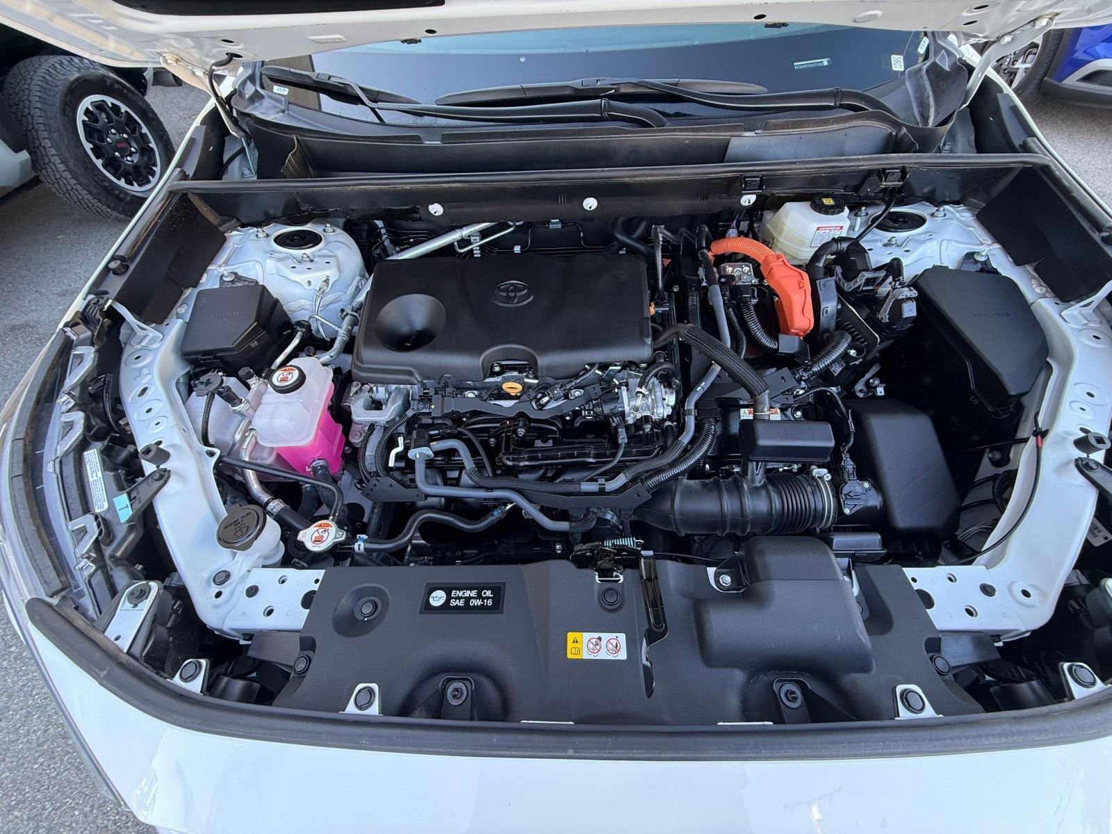 Thumbnail: 2025 Toyota RAV4 - 31