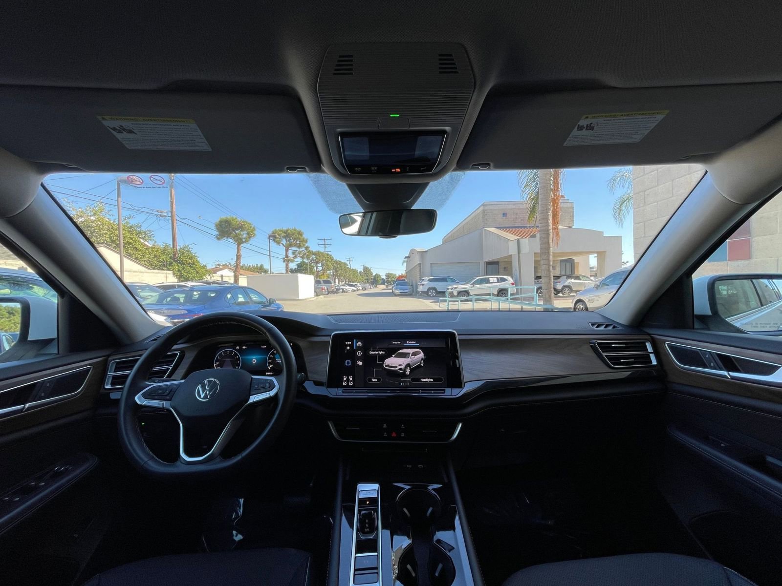 Thumbnail: 2025 Volkswagen Atlas - 34