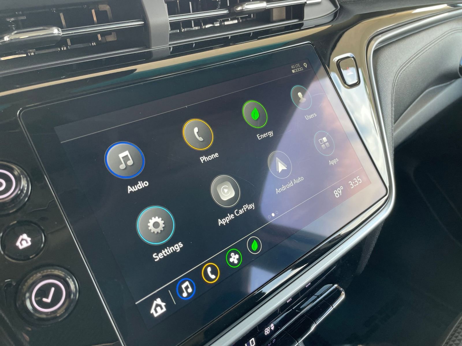Thumbnail: 2023 Chevrolet Bolt EV - 25