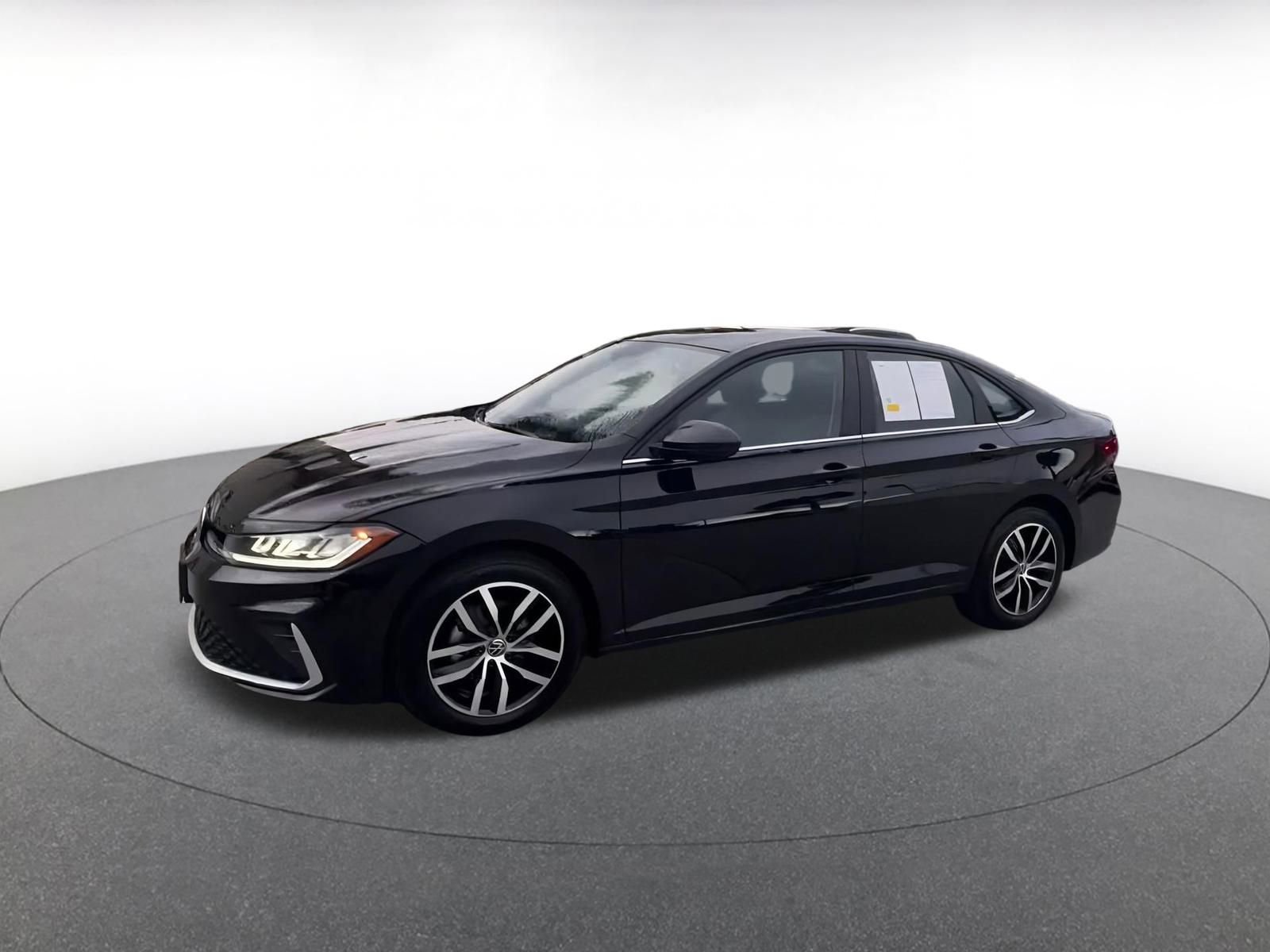 Thumbnail: 2025 Volkswagen Jetta - 8