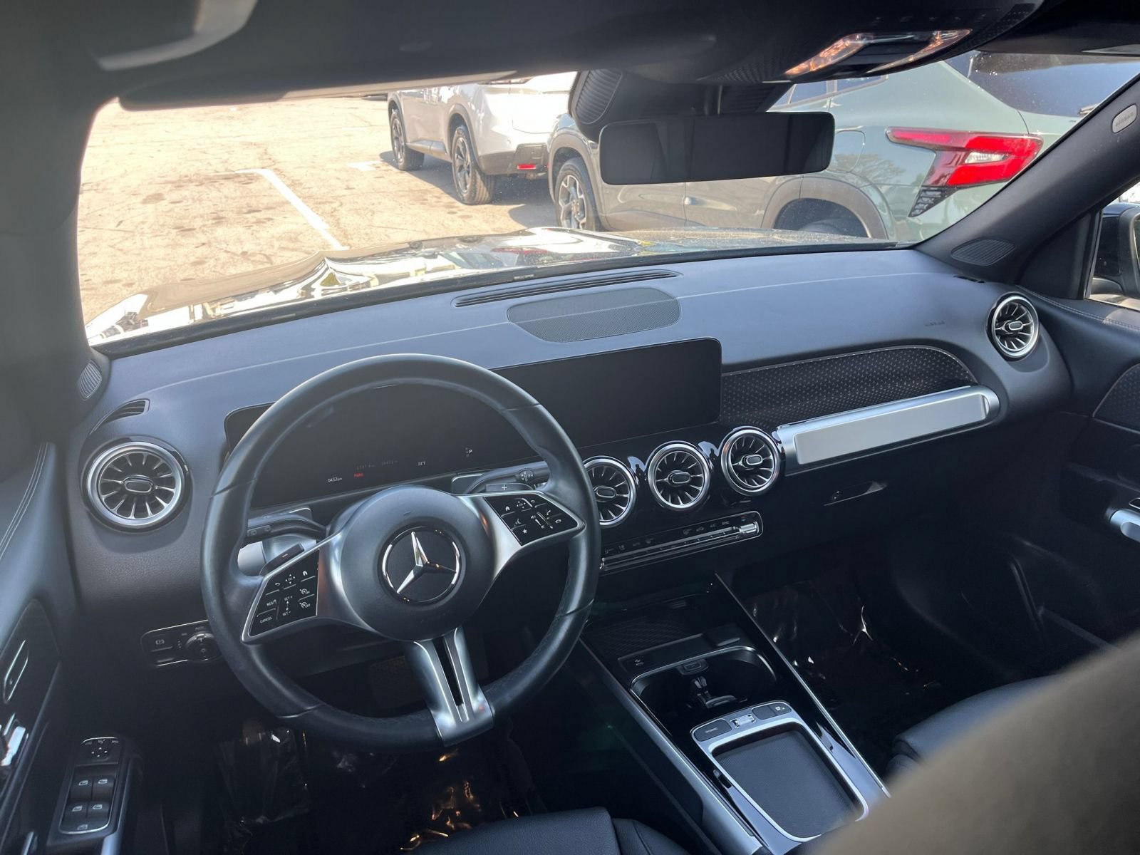 Thumbnail: 2025 Mercedes-Benz GLB - 34