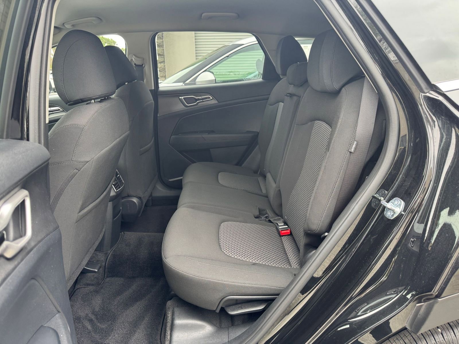 Thumbnail: 2025 Kia Sportage - 24