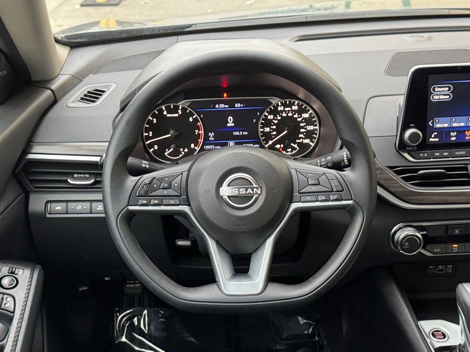 Thumbnail: 2025 Nissan Altima - 28