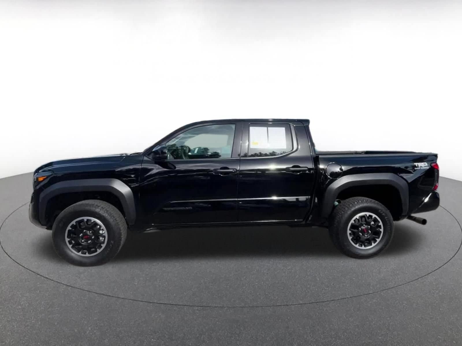 Thumbnail: 2025 Toyota Tacoma - 9