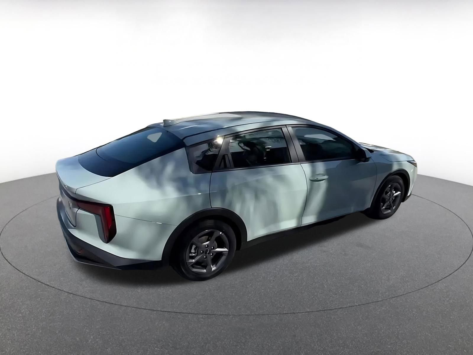 Thumbnail: 2025 Kia K4 - 15