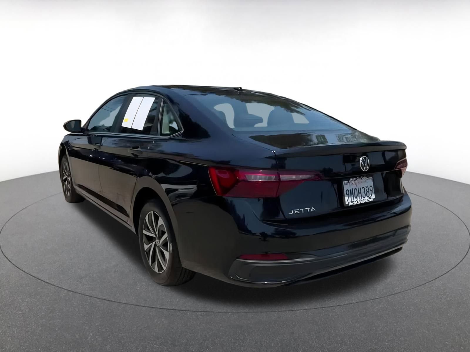 Thumbnail: 2024 Volkswagen Jetta - 11