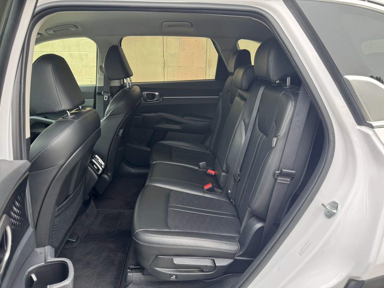 Thumbnail: 2024 Kia Sorento - 27