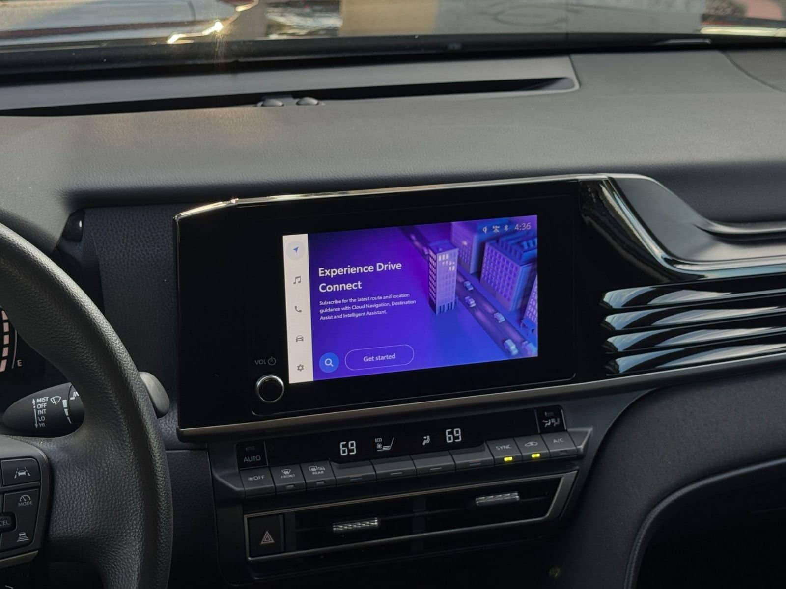 Thumbnail: 2025 Toyota Camry - 18