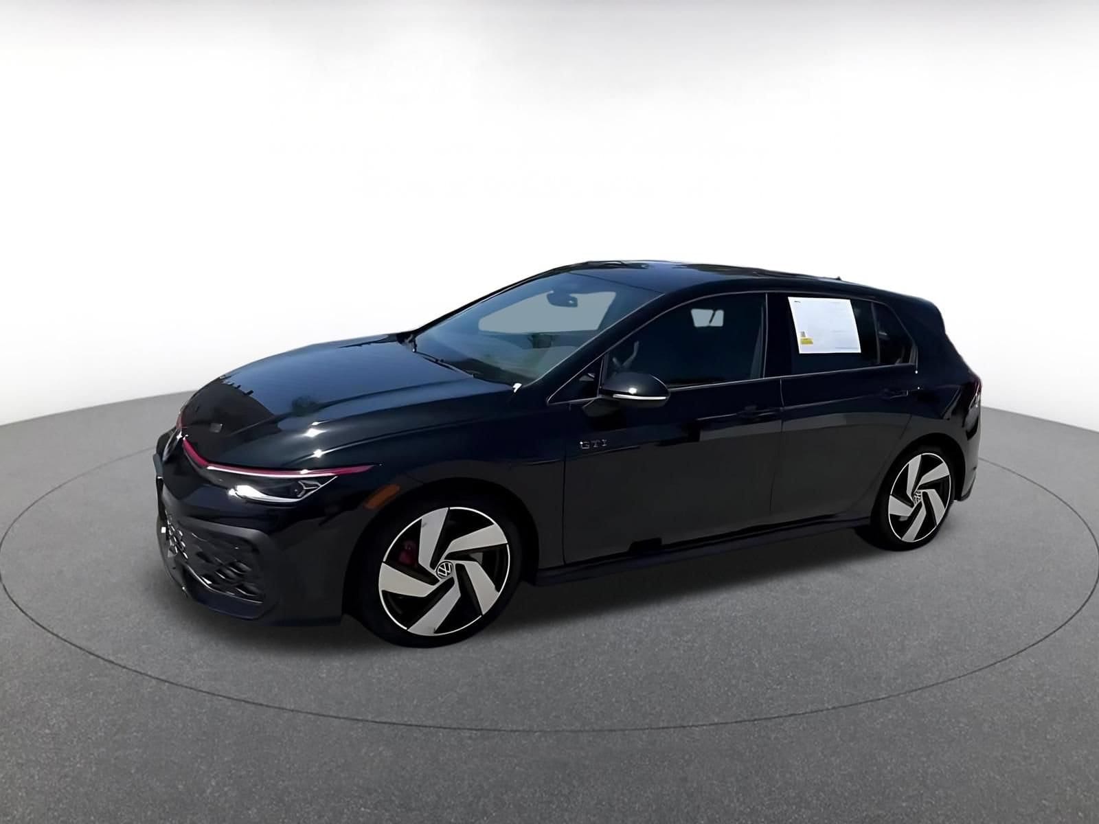 Thumbnail: 2026 Volkswagen Golf - 3