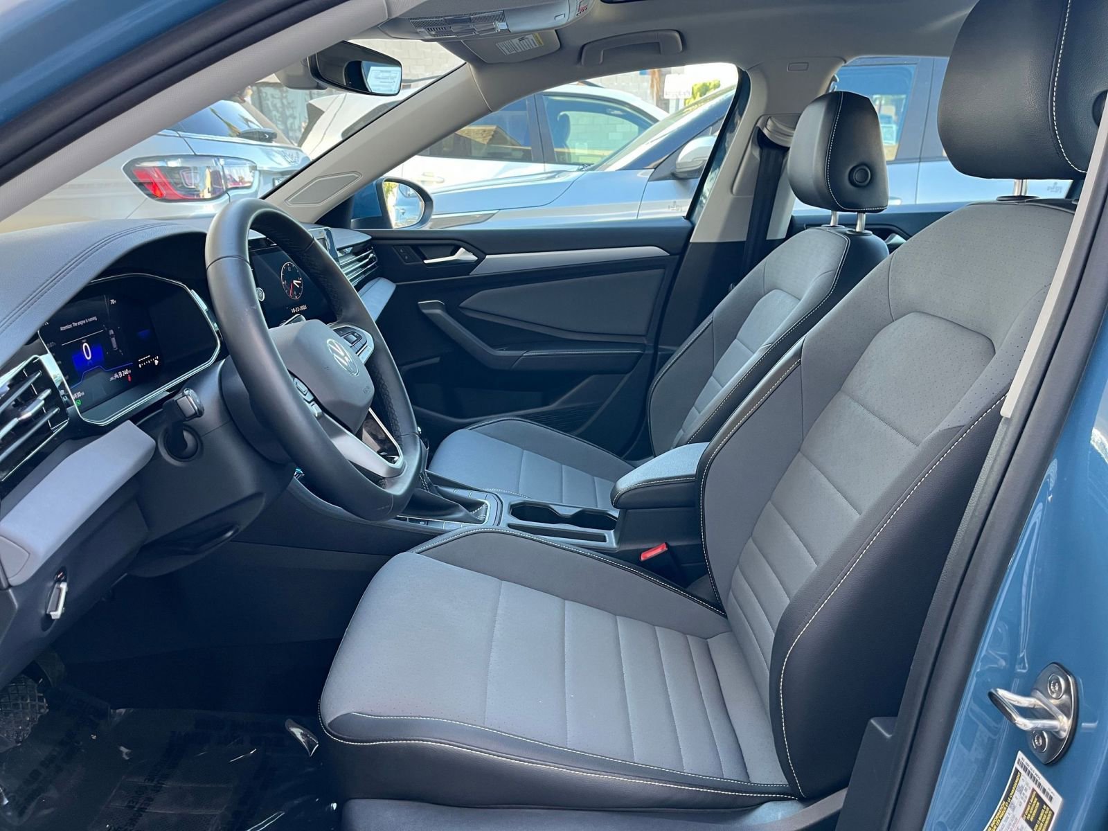 Thumbnail: 2025 Volkswagen Jetta - 27