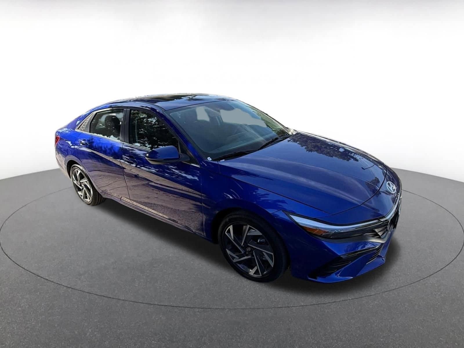 Thumbnail: 2025 Hyundai Elantra - 1