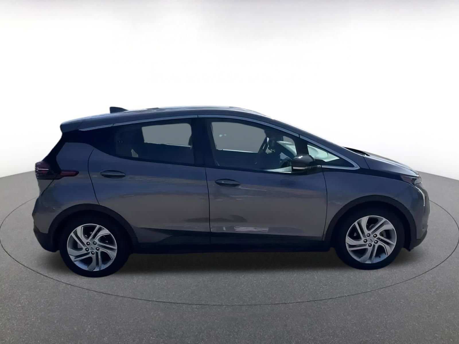 Thumbnail: 2023 Chevrolet Bolt EV - 16