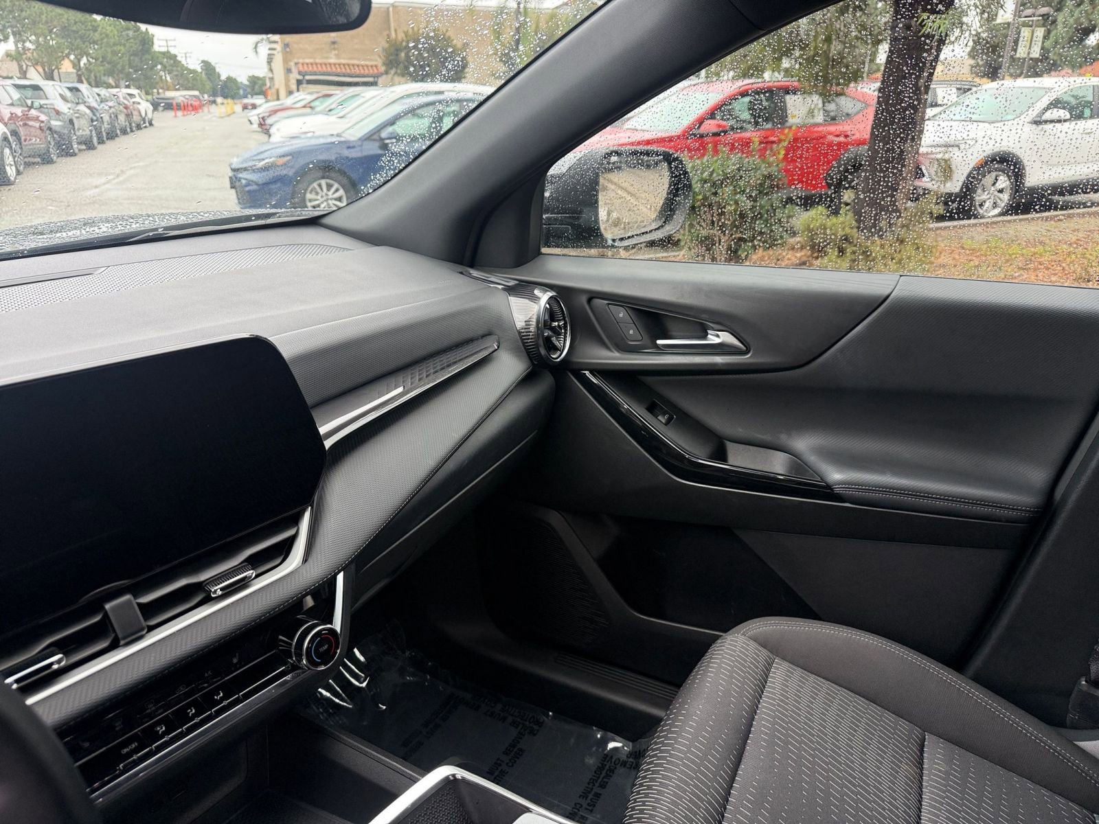 Thumbnail: 2025 Chevrolet Equinox - 32