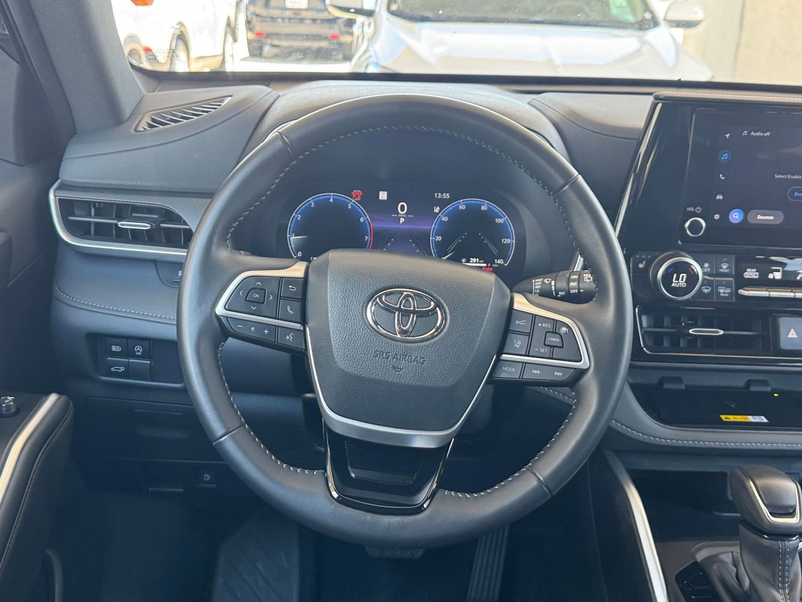Thumbnail: 2025 Toyota Highlander - 30
