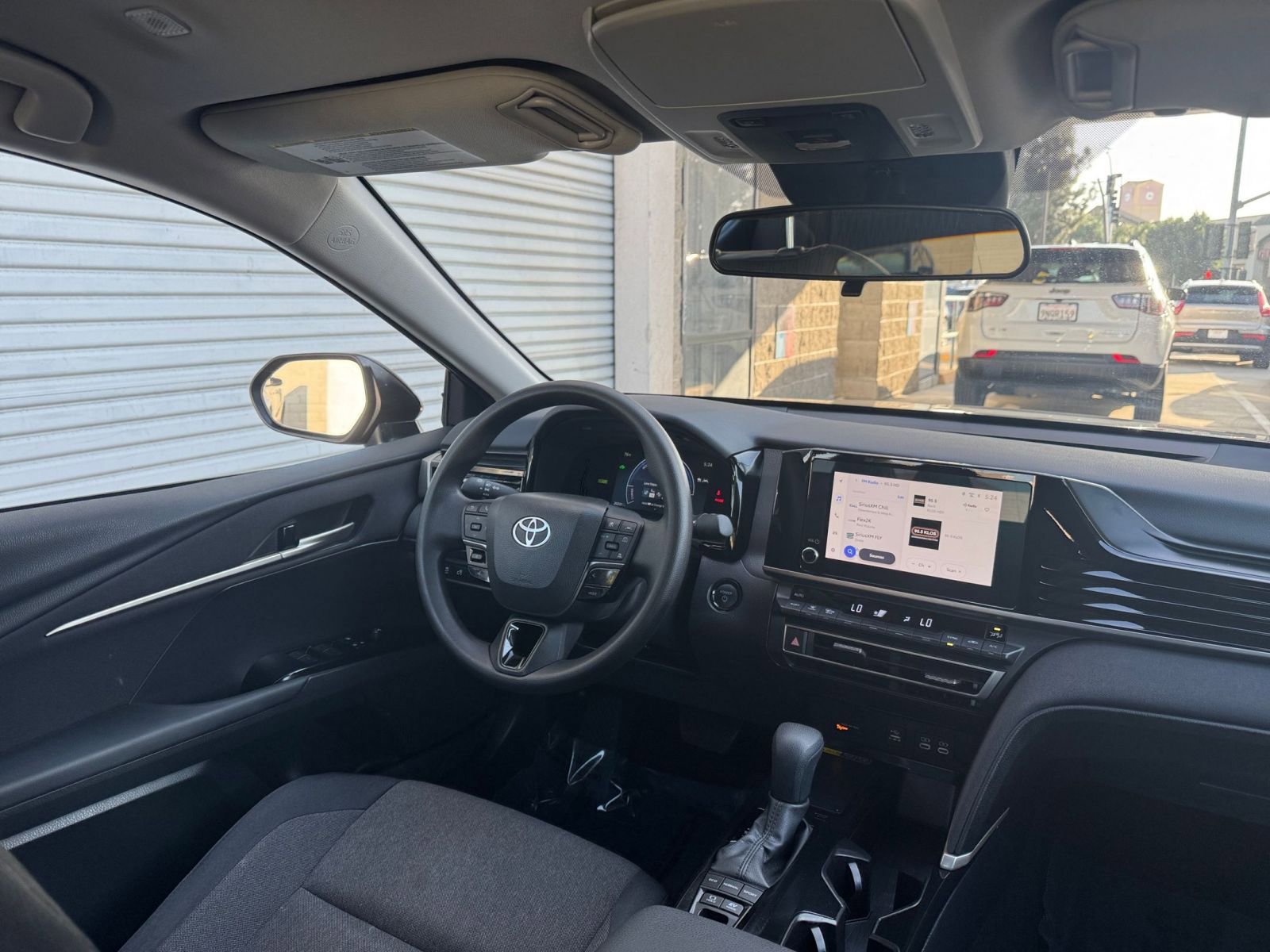 Thumbnail: 2025 Toyota Camry - 33